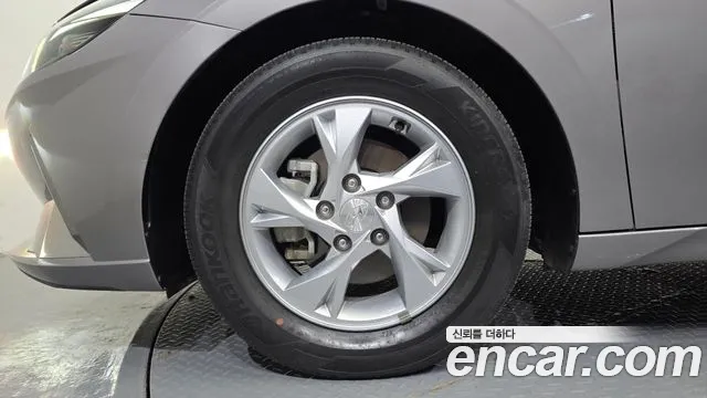 2021 Hyundai Avante (CN7) 1.6 Sold VIN KMHLM41EEMU122856 – dashboard