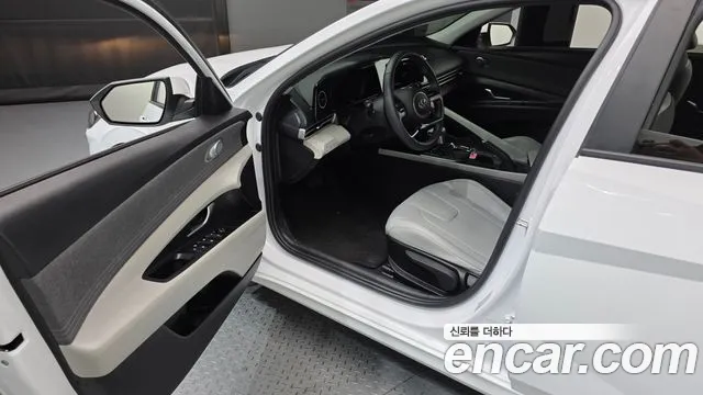 2021 Hyundai Avante (Cn7) 1.6 Sold VIN KMHLM41EEMU197064 – front exterior