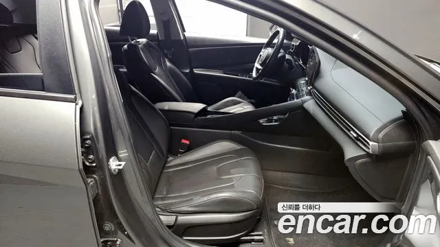 2021 Hyundai Avante (CN7) 1.6 Sold VIN KMHLM41EEMU203883 – side profile 2021 Hyundai Avante (CN7) 1.6 Sold VIN KMHLM41EEMU203883 – side profile
