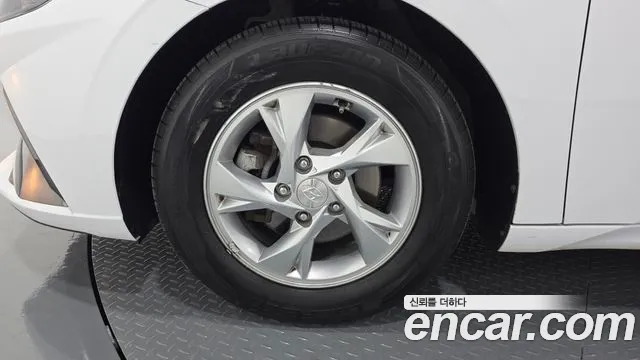 2021 Hyundai Avante (Cn7) 1.6 Sold VIN KMHLM41EEMU228691 – front exterior