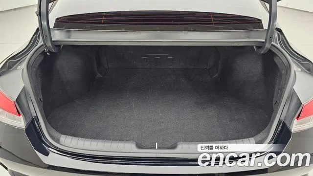 2021 Hyundai Avante (CN7) 1.6 Sold VIN KMHLM41EEMU247427 – rear exterior