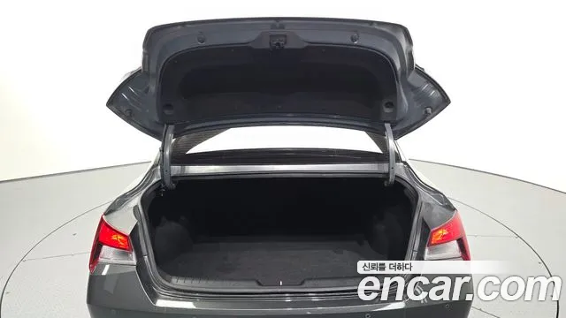 2022 Hyundai Avante (CN7) 1.6 Sold VIN KMHLM41EENU288532 – dashboard
