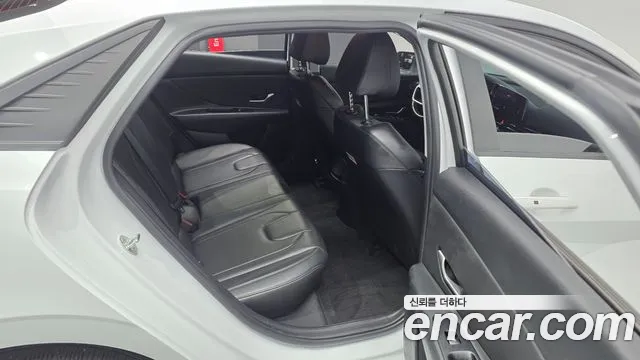 2022 Hyundai Avante (CN7) 1.6 Sold VIN KMHLM41EENU307419 – exterior detail