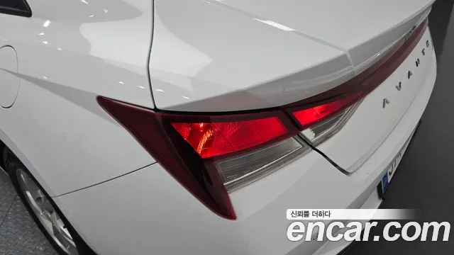 2022 Hyundai Avante (CN7) 1.6 Sold VIN KMHLM41EENU308565 – interior seats