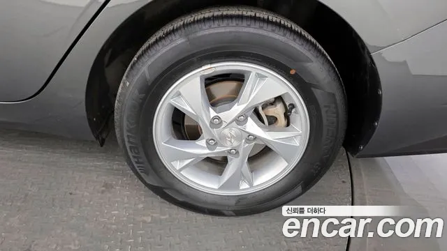 2022 Hyundai Avante (CN7) 1.6 Sold VIN KMHLM41EENU313138 – undercarriage