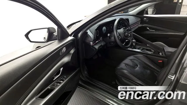 2022 Hyundai Avante (CN7) 1.6 Sold VIN KMHLM41EENU315437 – exterior detail