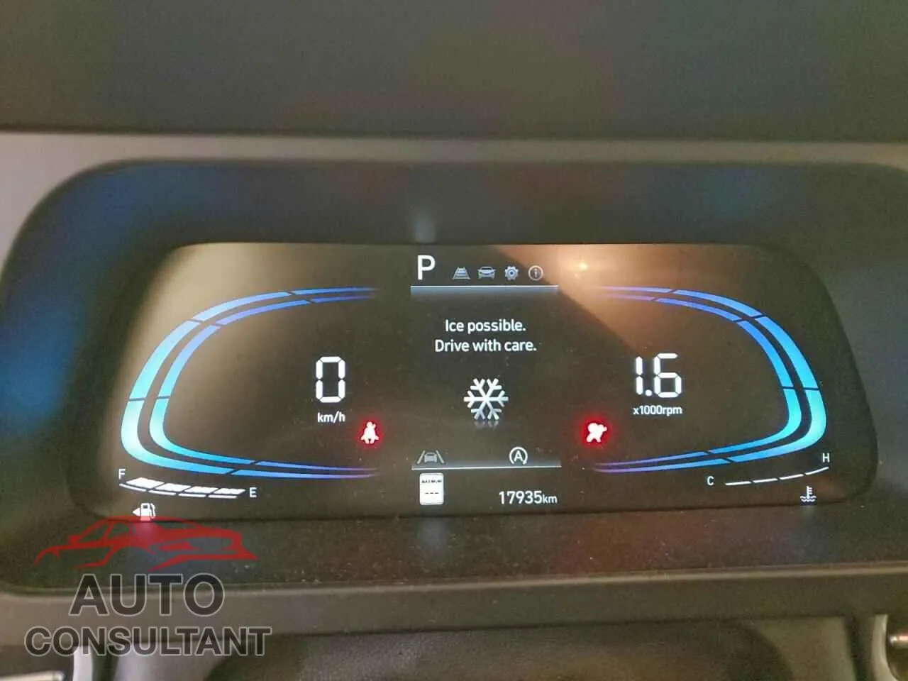 2025 HYUNDAI ELANTRA Damaged VIN KMHLM4DG4SU940311 – trunk area