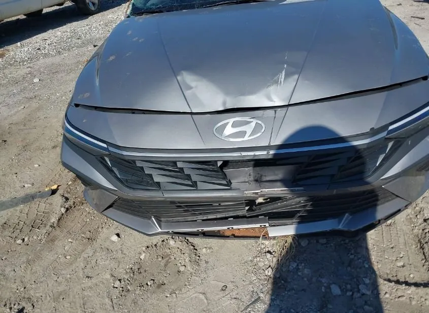2025 HYUNDAI Elantra Used VIN KMHLM4DG4SU986933 – rear exterior