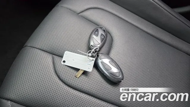 2025 Hyundai The New Avante (CN7) 1.6 LPi Sold VIN KMHLN41ABSU913350 – trunk area