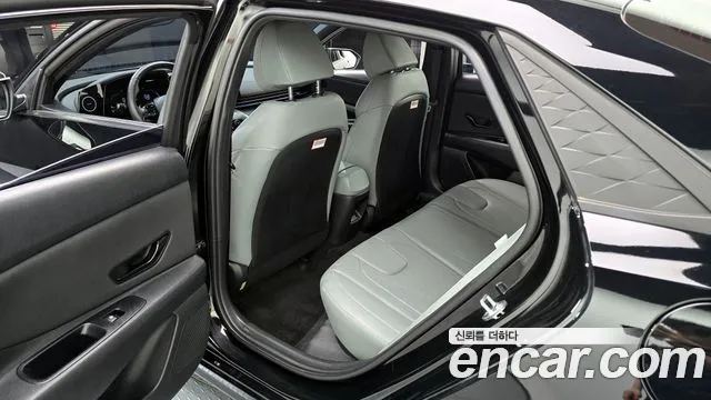 2024 Hyundai The New Avante (CN7) 1.6 Sold VIN KMHLN41EERU650345 – exterior detail