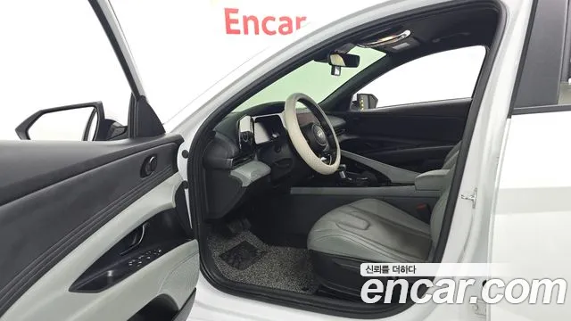 2024 Hyundai The New Avante (Cn7) 1.6 Sold VIN KMHLN41EERU654527 – front exterior