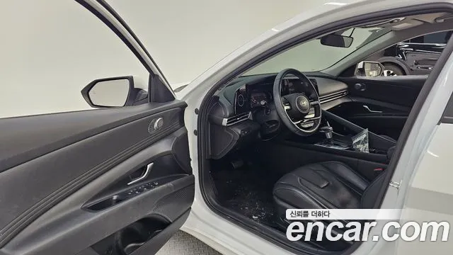 2024 Hyundai The New Avante (CN7) 1.6 Sold VIN KMHLN41EERU697401 – dashboard 2024 Hyundai The New Avante (CN7) 1.6 Sold VIN KMHLN41EERU697401 – dashboard