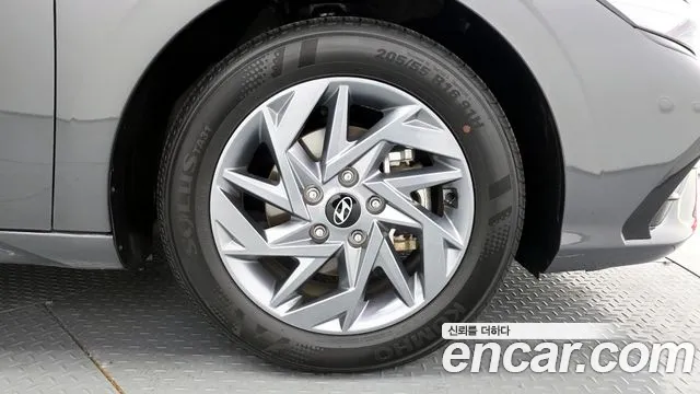2024 Hyundai The New Avante (CN7) 1.6 Sold VIN KMHLN41EERU793087 – engine bay