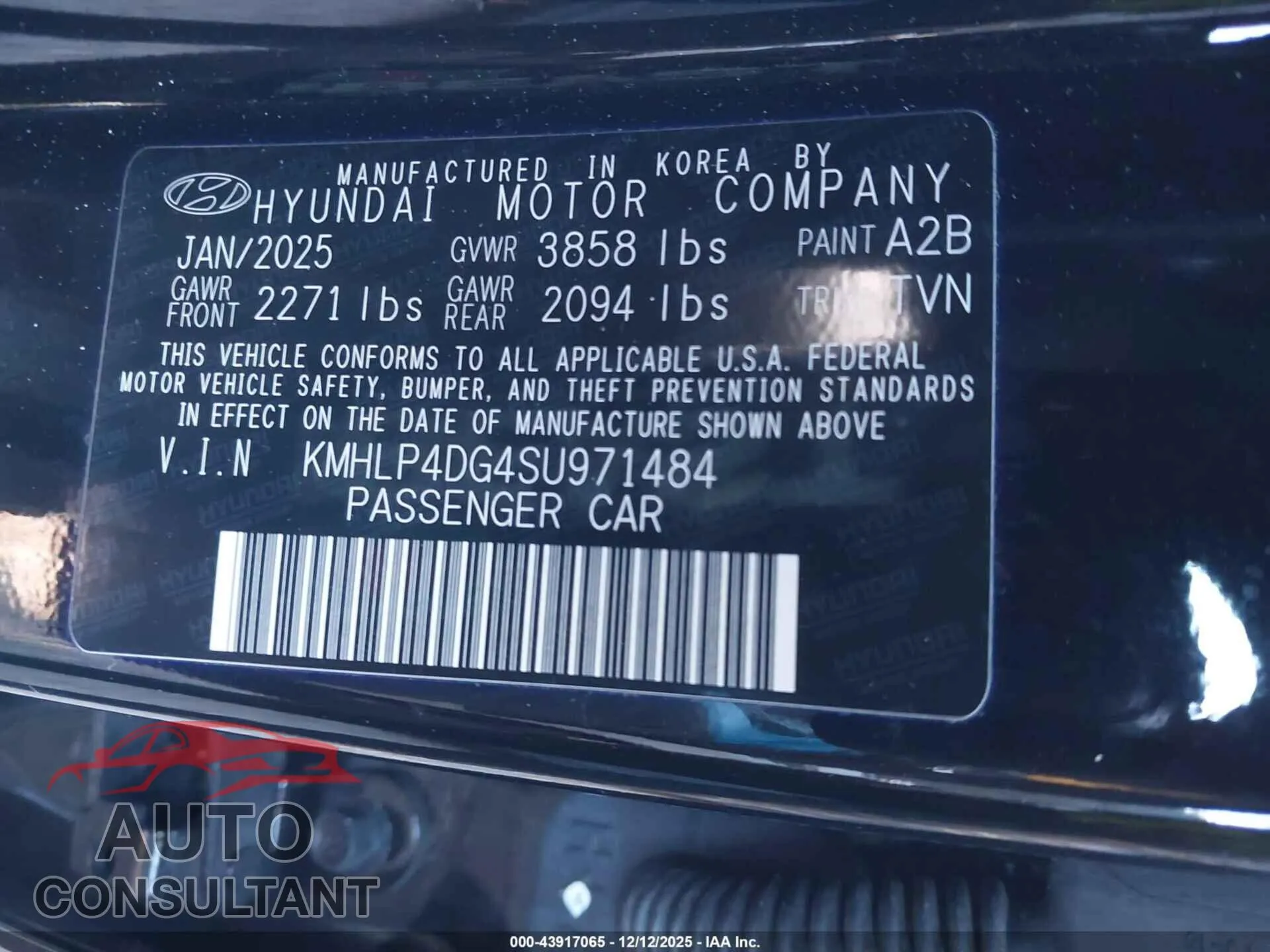 2025 HYUNDAI ELANTRA Damaged VIN KMHLP4DG4SU971484 – trunk area