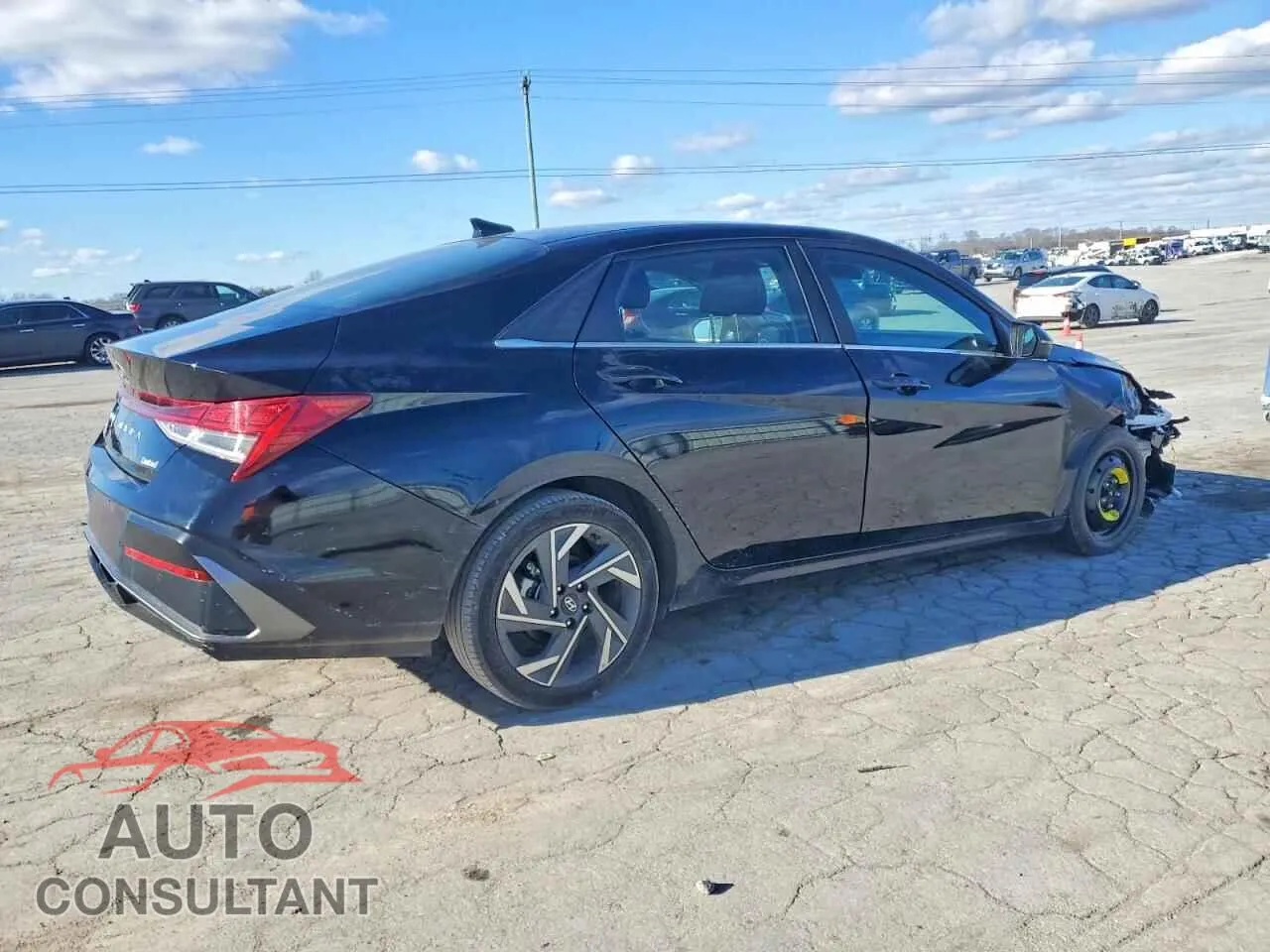 2024 HYUNDAI ELANTRA Damaged VIN KMHLP4DG7RU662778 – side profile