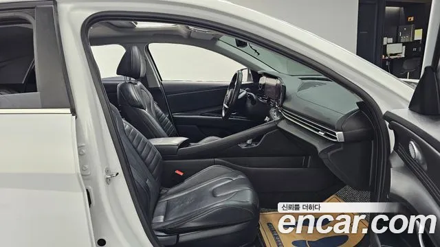 2021 Hyundai Avante (CN7) 1.6 Sold VIN KMHLR41EEMU002930 – dashboard