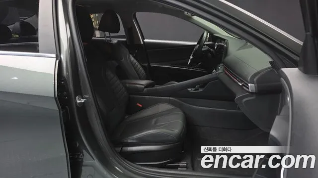 2021 Hyundai Avante (CN7) 1.6 Sold VIN KMHLR41EEMU005905 – exterior detail