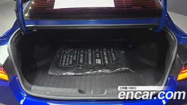 2021 Hyundai Avante (CN7) 1.6 Sold VIN KMHLR41EEMU023053 – trunk area