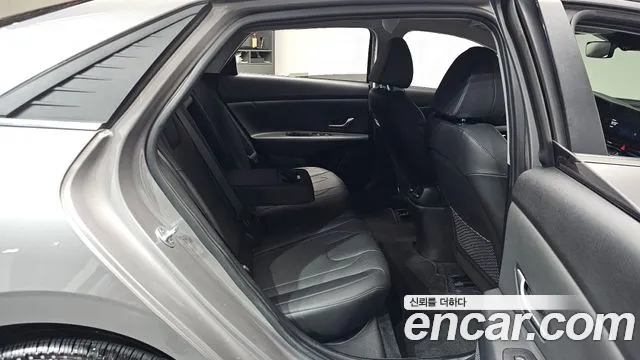 2021 Hyundai Avante (CN7) 1.6 Sold VIN KMHLR41EEMU023350 – trunk area