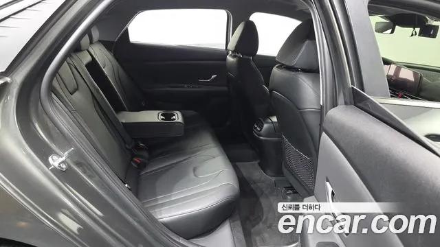 2021 Hyundai Avante (CN7) 1.6 Sold VIN KMHLR41EEMU093418 – side profile