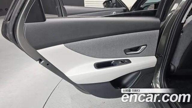 2021 Hyundai Avante (CN7) 1.6 Sold VIN KMHLR41EEMU094244 – interior seats 2021 Hyundai Avante (CN7) 1.6 Sold VIN KMHLR41EEMU094244 – interior seats