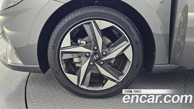 2021 Hyundai Avante (CN7) 1.6 Sold VIN KMHLR41EEMU097717 – undercarriage 2021 Hyundai Avante (CN7) 1.6 Sold VIN KMHLR41EEMU097717 – undercarriage