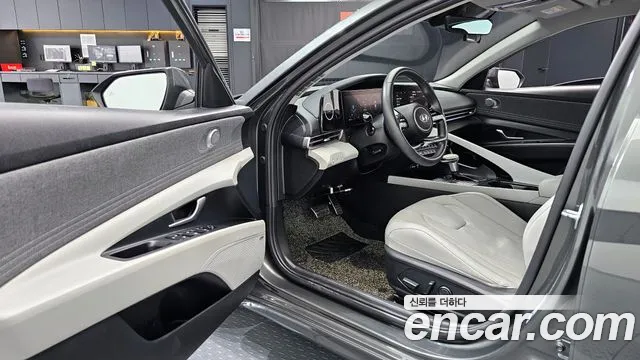 2021 Hyundai Avante (CN7) 1.6 Sold VIN KMHLR41EEMU135588 – dashboard