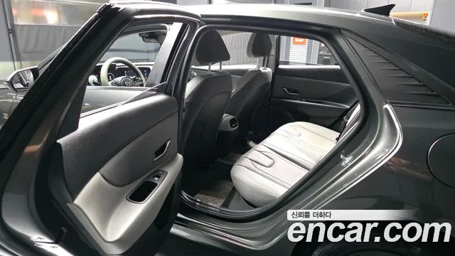 2021 Hyundai Avante (CN7) 1.6 Sold VIN KMHLR41EEMU233255 – exterior detail