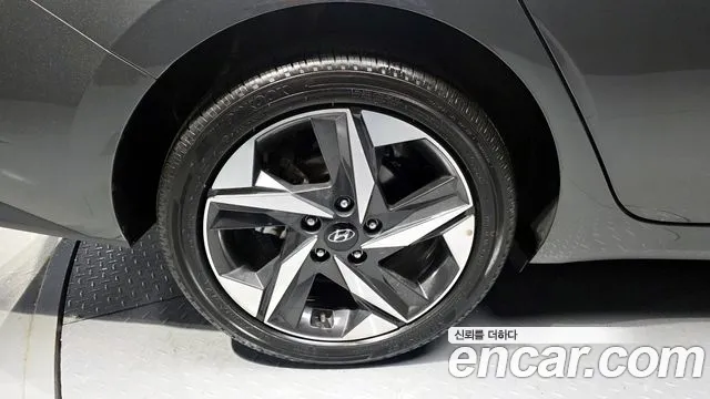 2022 Hyundai Avante (CN7) 1.6 Sold VIN KMHLR41EENU283212 – interior seats