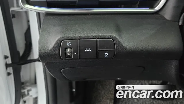 2022 Hyundai Avante (CN7) 1.6 Sold VIN KMHLR41EENU302823 – undercarriage