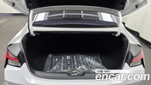 2023 Hyundai Avante (CN7) 1.6 Sold VIN KMHLR41EEPU479938 – trunk area