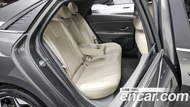 2023 Hyundai Avante (Cn7) 1.6 Sold VIN KMHLR41EEPU535185 – front exterior