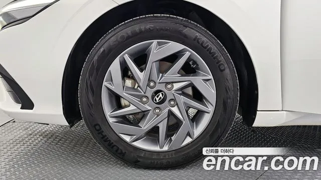 2024 Hyundai The New Avante (Cn7) 1.6 Sold VIN KMHLR41EERU668550 – front exterior