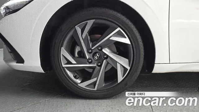 2024 Hyundai The New Avante (CN7) 1.6 Sold VIN KMHLR41EERU684530 – undercarriage 2024 Hyundai The New Avante (CN7) 1.6 Sold VIN KMHLR41EERU684530 – undercarriage