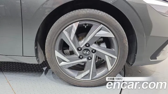 2024 Hyundai The New Avante (CN7) 1.6 Sold VIN KMHLR41EERU814652 – side profile