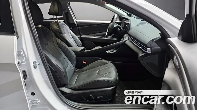 2025 Hyundai The New Avante (CN7) 1.6 Sold VIN KMHLR41EESU995343 – exterior detail
