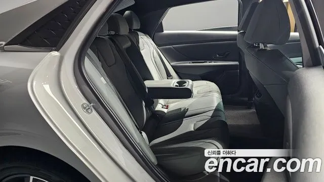 2026 Hyundai The New Avante (CN7) 1.6 Sold VIN KMHLR41EETU080382 – trunk area 2026 Hyundai The New Avante (CN7) 1.6 Sold VIN KMHLR41EETU080382 – trunk area