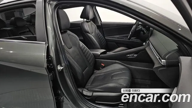 2021 Hyundai Avante Hybrid (CN7) Inspiration Sold VIN KMHLR41JGMU002012 – exterior detail