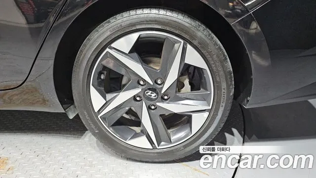 2021 Hyundai Avante Hybrid (CN7) Inspiration Sold VIN KMHLR41JGMU008528 – photo 28 2021 Hyundai Avante Hybrid (CN7) Inspiration Sold VIN KMHLR41JGMU008528 – photo 28