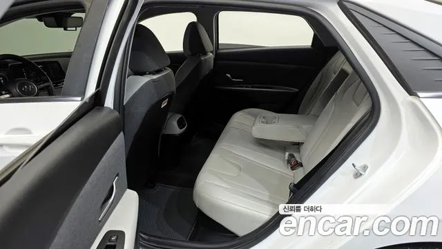 2022 Hyundai Avante Hybrid (Cn7) Inspiration Sold VIN KMHLR41JGNU018681 – front exterior