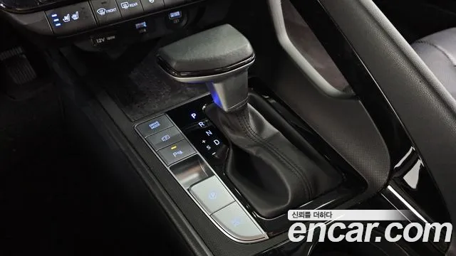 2022 Hyundai Avante Hybrid (CN7) Inspiration Sold VIN KMHLR41JGNU027111 – exterior detail 2022 Hyundai Avante Hybrid (CN7) Inspiration Sold VIN KMHLR41JGNU027111 – exterior detail