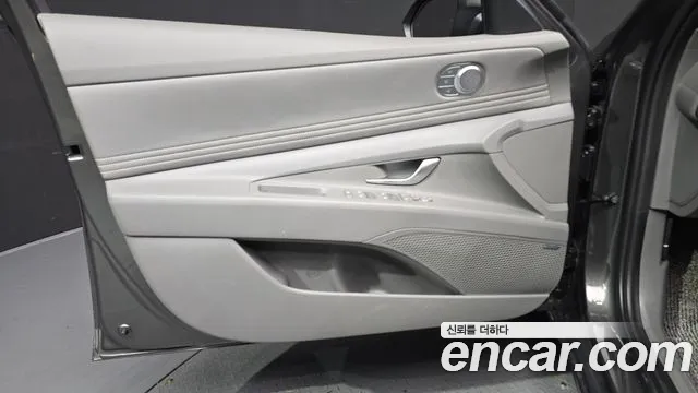 2024 Hyundai The New Avante Hybrid (CN7) Inspiration Sold VIN KMHLR41JGRU091481 – exterior detail