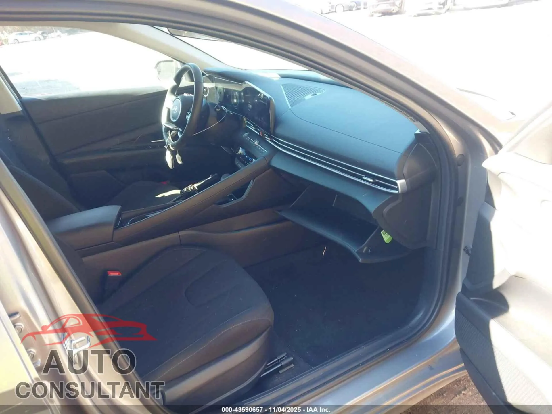 2024 HYUNDAI ELANTRA Damaged VIN KMHLS4DG3RU749754 – interior seats