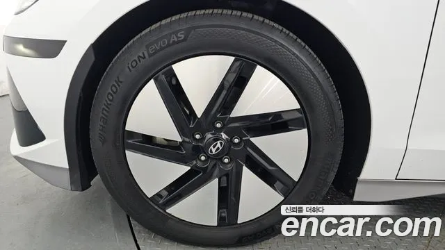 2023 Hyundai Ioniq 6 Long Range Sold VIN KMHM241AFPA002480 – photo 15