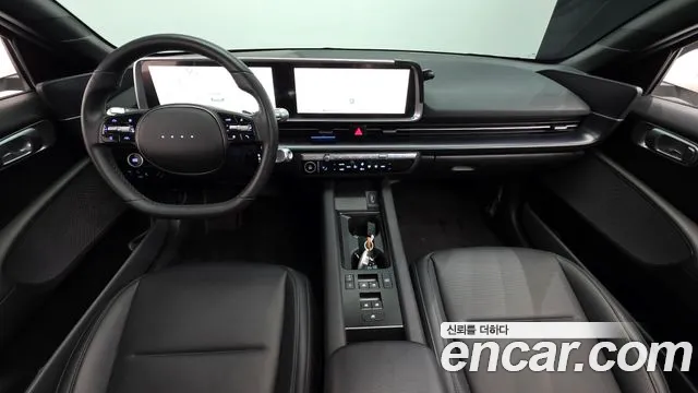 2025 Hyundai Ioniq 6 Long Range Sold VIN KMHM241AFSA085630 – dashboard