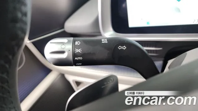 2023 Hyundai Ioniq 6 Long Range Sold VIN KMHM341AFPA043474 – interior seats 2023 Hyundai Ioniq 6 Long Range Sold VIN KMHM341AFPA043474 – interior seats