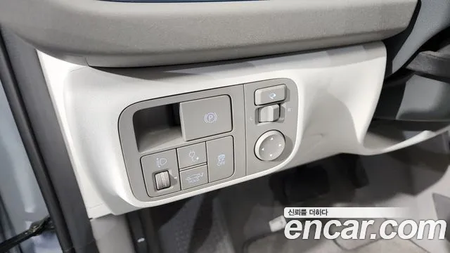 2023 Hyundai Ioniq 6 Long Range Sold VIN KMHM341AFPA043474 – exterior detail 2023 Hyundai Ioniq 6 Long Range Sold VIN KMHM341AFPA043474 – exterior detail