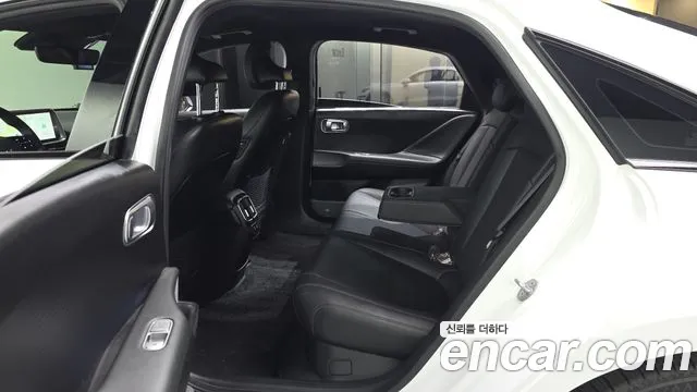 2023 Hyundai Ioniq 6 Long Range Sold VIN KMHM541AFPA025189 – photo 12 2023 Hyundai Ioniq 6 Long Range Sold VIN KMHM541AFPA025189 – photo 12