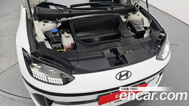2023 Hyundai Ioniq 6 Long Range AWD Sold VIN KMHM541CPPA008183 – interior seats