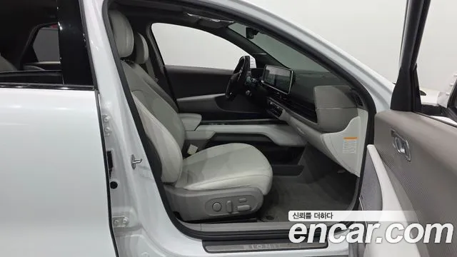 2023 Hyundai Ioniq 6 Long Range AWD Sold VIN KMHM541CPPA033869 – dashboard